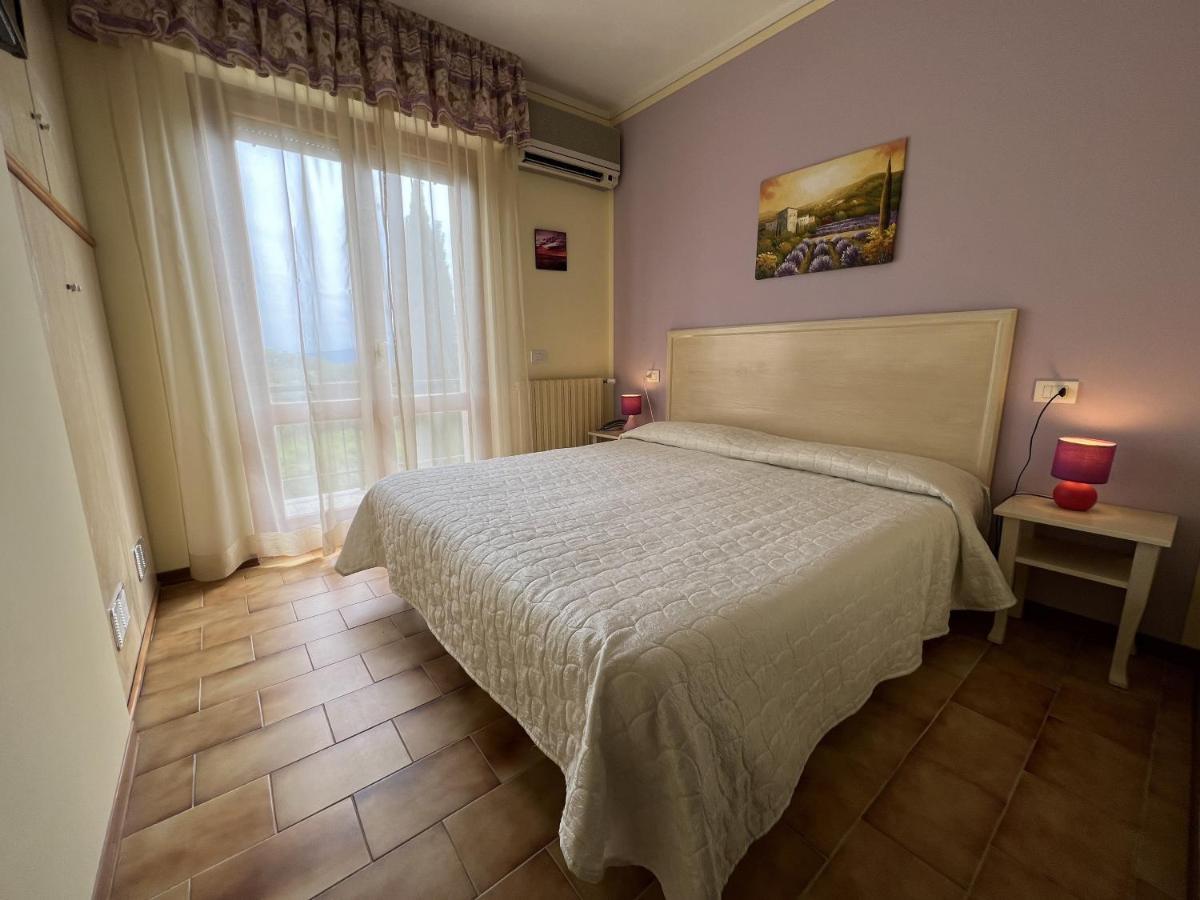Viole Country Hotel Assisi Exterior photo